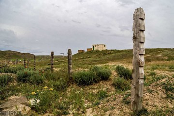 قبرستان روستای باغلق