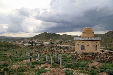 قبرستان روستای باغلق