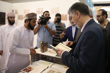 بازدید وزیر ارشاد از نمایشگاه بین‌المللی قرآن