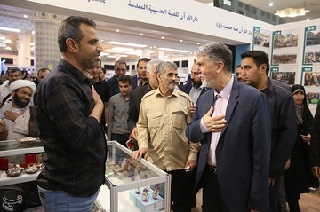بازدید وزیر ارشاد از نمایشگاه بین‌المللی قرآن