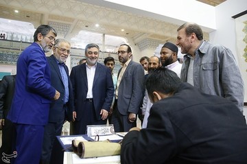 بازدید فرمانده کل ناجا از نمایشگاه بین‌المللی قرآن