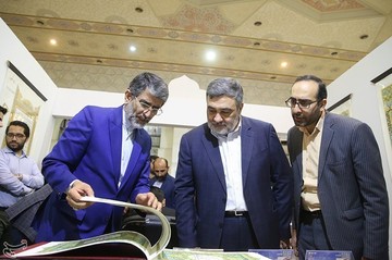 بازدید فرمانده کل ناجا از نمایشگاه بین‌المللی قرآن