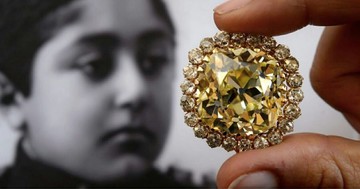 عکس | حراج الماس زرد احمدشاه قاجار