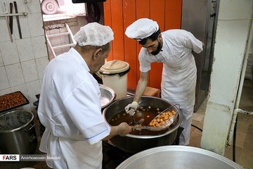 طبخ زولبیا و بامیه در زنجان