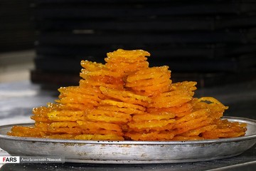 طبخ زولبیا و بامیه در زنجان