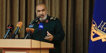فرمانده کل سپاه: رسما اعلام می‌کنم هیچ پهپاد ایران ساقط نشده/ آمریکا مستندات دارد ارائه کند