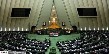 درخواست یک نماینده از رئیس جمهور: وزارت آموزش و پروش را به ریل اصلی برگردانید
