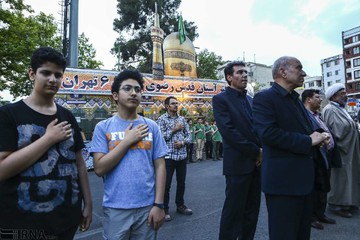 افطاری در میدان فرهنگ منطقه یوسف‌آباد تهران