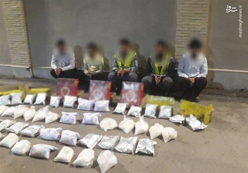 عکس | کشف محموله ۴۰ میلیاردی مواد مخدر از هواپیمای بم-تهران!