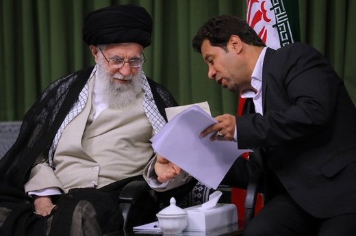 دیدار جمعی از شاعران و استادان زبان و ادب پارسی با رهبر معظم انقلاب اسلامی