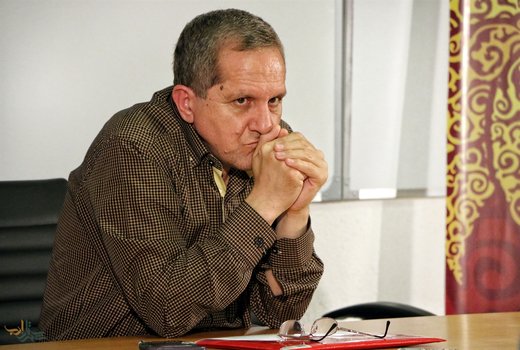 انتقاد تند اسماعیل امینی از ابتذال طنزنویسی