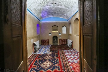 اقامتگاه بوم‌گردی آویشن در روستای کهن