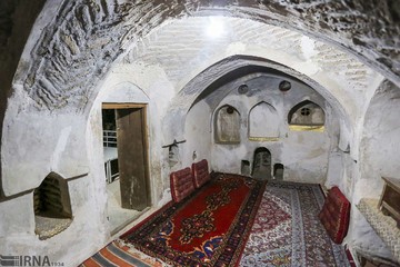 اقامتگاه بوم‌گردی آویشن در روستای کهن