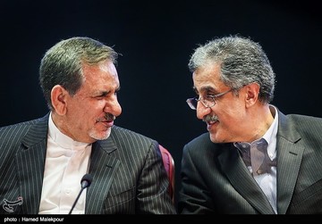 اتاق بازرگانی تهران: ارز ۴۲۰۰ را حذف کنید؛ یارانه نقدی بدهید