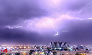 رعد و برق در آسمان تهران