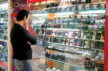 واردات گوشی مسافری تا اطلاع ثانوی بلامانع ماند