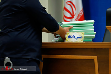 چهارمین جلسه رسیدگی به اتهامات علیرضا زیبا حالت منفرد