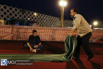 افطار ساده در میدان امام حسین (ع) تهران