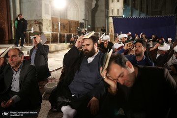 مراسم احیای شب نوزدهم ماه رمضان در حرم مطهر امام خمینی(ره)