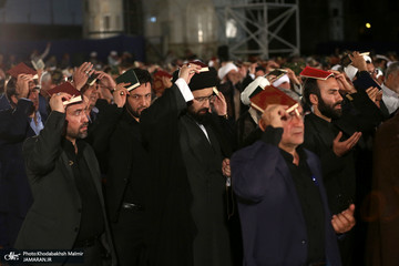 مراسم احیای شب نوزدهم ماه رمضان در حرم مطهر امام خمینی(ره)