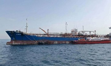 لکه نفتی بزرگ در خلیج عمان پس از اقدام خرابکارانه در سواحل امارات