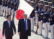 تصاویر | حاشیه‌های دیدنی از سفر ترامپ و همسرش به ژاپن