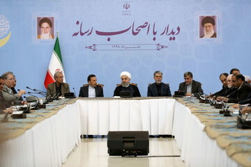 تصاویر | نشست صمیمی اصحاب رسانه با رئیس جمهور