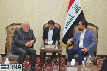 رئيس مجلس النواب العراقي يؤكد تعزيز العلاقات مع إيران