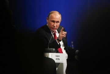 کاهش محبوبیت ۵ چهره سیاسی در روسیه/ پوتین چقدر محبوب است؟