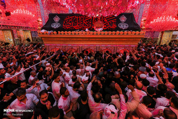 مراسم احیای شب بیست ویکم ماه مبارک رمضان در حرم امام علی(ع)