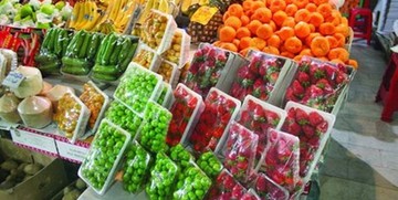 قیمت‌های رنگارنگ در بازار میوه‌های تابستانه