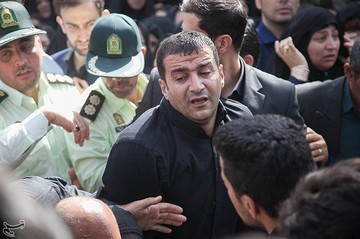 تشییع پیکر شهید کورش حاجی‌ مرادی در کرمانشاه