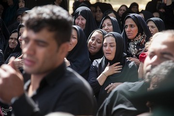 تشییع پیکر شهید کورش حاجی‌ مرادی در کرمانشاه