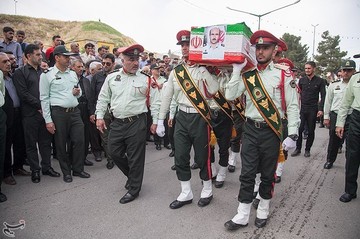 تشییع پیکر شهید کورش حاجی‌ مرادی در کرمانشاه