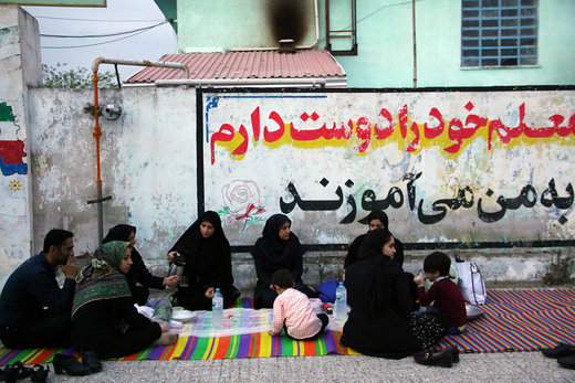 طولانی‌ترین سفره افطاری ایران در آق‌قلا‎