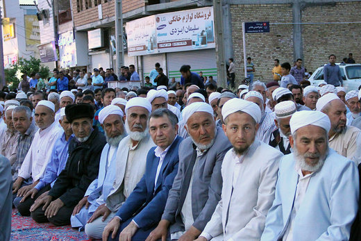 طولانی‌ترین سفره افطاری ایران در آق‌قلا‎