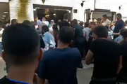 فیلم | حمله به هواداران پرسپولیس با اسپری فلفل در اصفهان