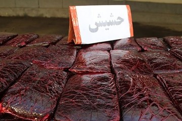 کشف ۲۴۷ کیلو حشیش از پژو ۴۰۵ در «فردیس»
