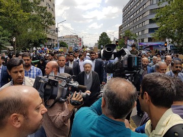 حضور آیت الله آملی لاریجانی در راهپیمایی روز قدس