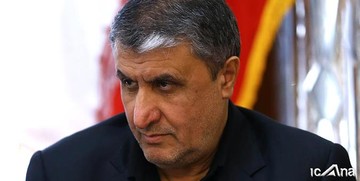وزیر راه و شهرسازی خبر داد: اخذ مالیات از خانههای خالی برای کنترل بازار مسکن وزیر راه و شهرسازی خبر داد: اخذ مالیات از خانههای خالی برای کنترل بازار مسکن