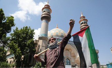 بالصور.. الايرانيون يشاركون في ميليونية القدس