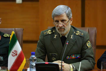  وزیر الدفاع: لا نجامل ولا نسامح في حماية المصالح الوطنية
