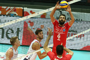 خطر به خیر گذشت: والیبال ایران با تمام قوا مقابل لهستان