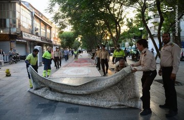 سفره افطار در بازار تهران