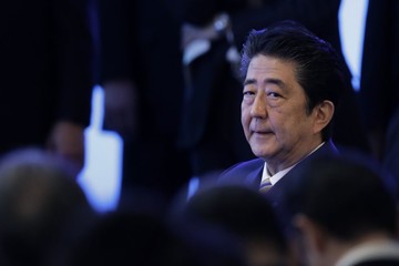 زيارة رئيس وزراء اليابان لایران وتاثیرها على العلاقات الثنائية
