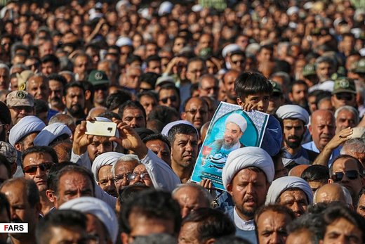 مراسم تشییع امام جمعه شهید کازرون