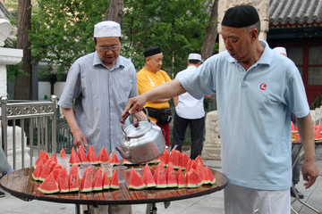 افطار در مساجد پکن‎