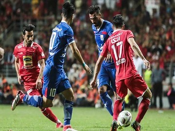 بازی تیم پرسپولیس با تیم داماش در اهواز