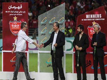 بازی تیم پرسپولیس با تیم داماش در اهواز