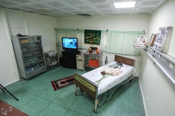 تخت بستری امام خمینی(ره) در بیمارستان قلب جماران